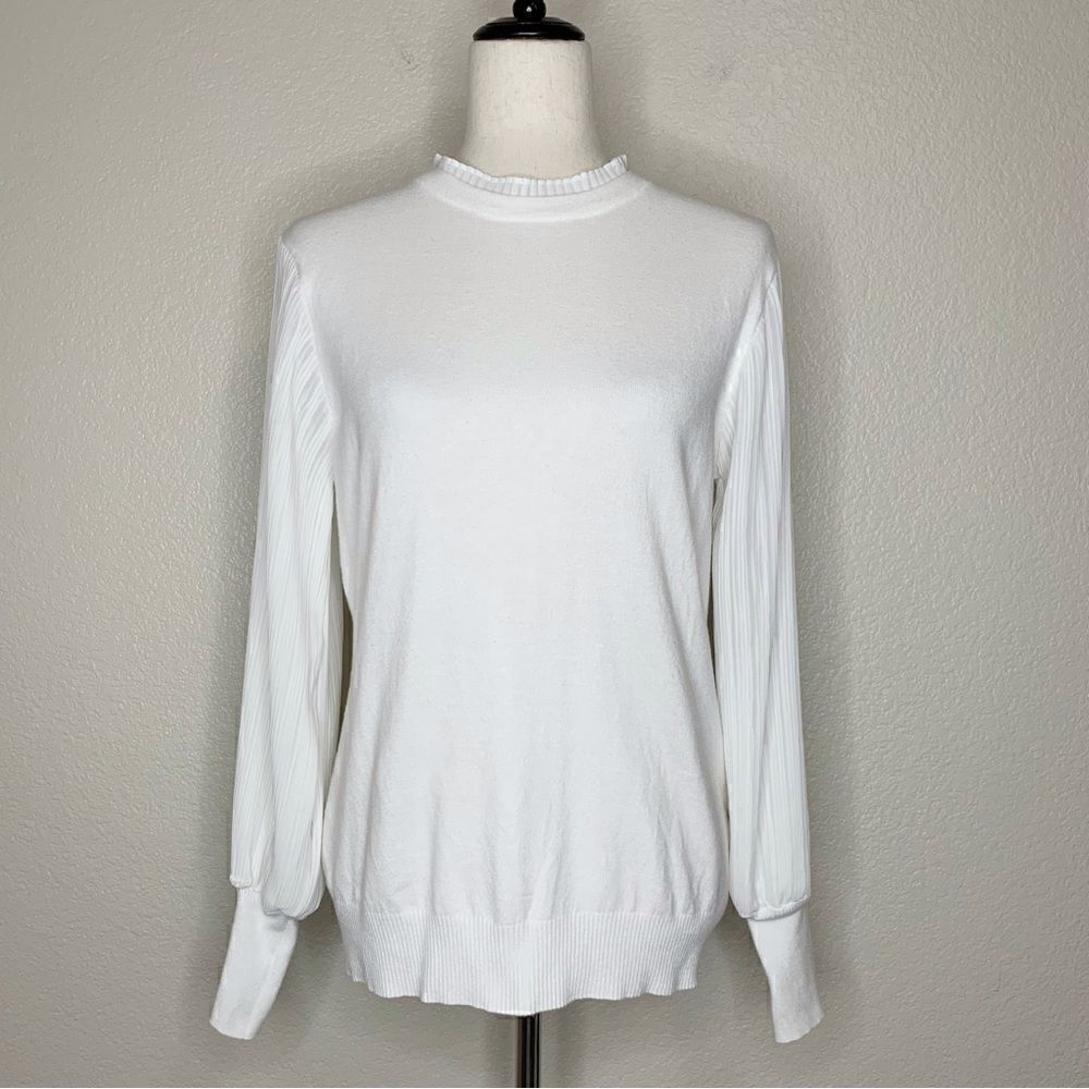 Sioni White Ruffle Neck Pleated Long Sleeves Top